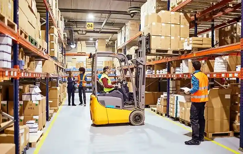 Destockage en gros : erreurs à éviter avant d’acheter des palettes